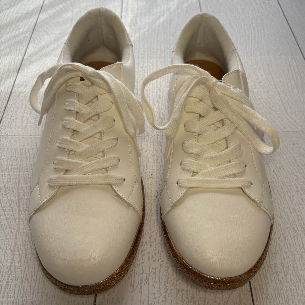 Torrid White Gold Trim Sneakers Size 9.5W Wide Width